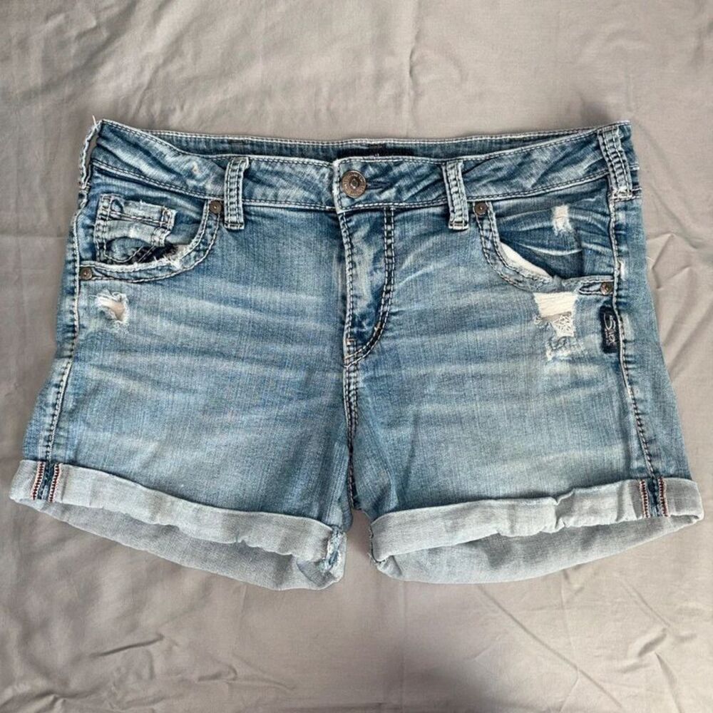 Silver Jeans Sam Shorts Womens 30 Distressed